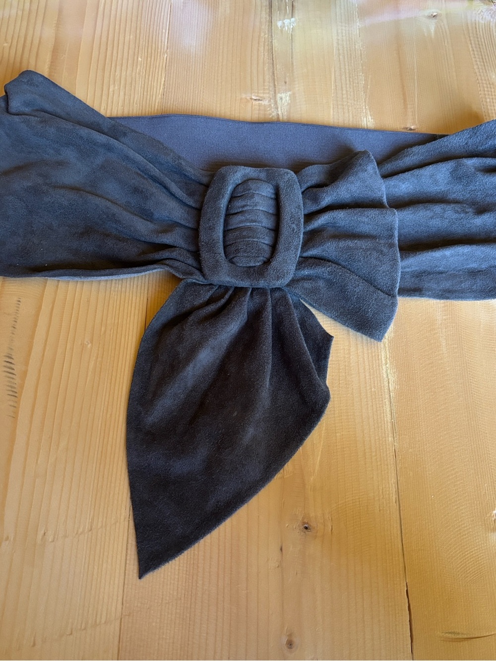 Suzi Roher Charcoal Gray Suede Bow extra Wide Waist Belt in Small plus